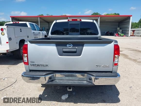 ✅ 2016 Nissan Frontier Pro-4X • VIN: 1N6AD0EV7GN718278 • Lot: 42128315. Wystawiony na IAAI z przebiegiem 107 891 mil. Bezpłatny archiwum sprzedaży aukcyjnych z USA i szczegółowy raport historii pojazdu na DreamBid. Zdjęcie 17.