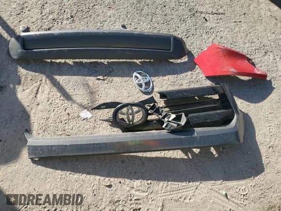 ✅ 2016 Toyota Tundra SR • VIN: 5TFRM5F14GX098329 • Lot: 92311075. Listed on Copart with 97,874 mi. Free auction sales archive from the USA and detailed vehicle history report at DreamBid. Image 12.