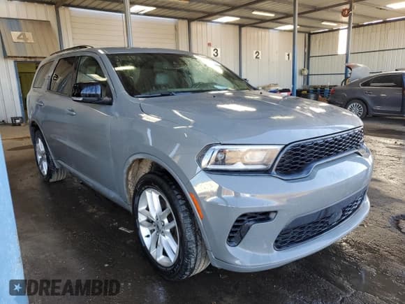 ✅ 2024 Dodge Durango GT Plus • VIN: 1C4RDJDG1RC157153 • Lot: 92370965. Wystawiony na Copart z przebiegiem 50 051 mil. Bezpłatny archiwum sprzedaży aukcyjnych z USA i szczegółowy raport historii pojazdu na DreamBid. Zdjęcie 4.