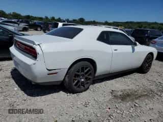 2013 Dodge Challenger SXT z VIN 2C3CDYAG8DH515751, wystawiony jako Copart lot #63542554 z przebiegiem 171 894 mil mil oraz Szkoda całkowita • Salvage title. Historia ofert i sprzedaży dostępna na DreamBid. Obrazek 3.