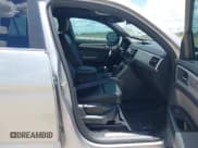 ✅ 2021 Volkswagen Atlas SE • VIN: 1V2JE2CA8MC208202 • Lot: 42583489. Wystawiony na IAAI z przebiegiem 65 754 mil. Bezpłatny archiwum sprzedaży aukcyjnych z USA i szczegółowy raport historii pojazdu na DreamBid. Zdjęcie 5.