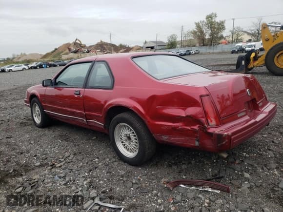 ✅ 1990 LINCOLN MARK SERIE LSC • VIN: 1LNCM93E8LY715218 • Lot: 73392744. Listed on Copart with 66,469 mi. Free auction sales archive from the USA and detailed vehicle history report at DreamBid. Image 2.