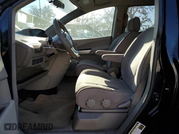 ✅ 2006 Nissan Quest S Special Edition • VIN: 5N1BV28U36N125529 • Lot: 82699134. Wystawiony na Copart z przebiegiem 11 844 mil. Bezpłatny archiwum sprzedaży aukcyjnych z USA i szczegółowy raport historii pojazdu na DreamBid. Zdjęcie 7.