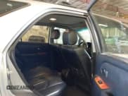 ✅ 2001 Lexus RX 300 • VIN: JTJHF10U110222670 • Lot: 42500551. Wystawiony na IAAI z przebiegiem 290 916 mil. Bezpłatny archiwum sprzedaży aukcyjnych z USA i szczegółowy raport historii pojazdu na DreamBid. Zdjęcie 8.