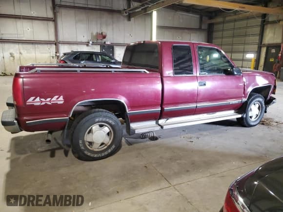 ✅ 1996 Chevrolet Silverado 1500 • VIN: 1GCEK19RXTE243135 • Lot: 89702295. Wystawiony na Copart z przebiegiem 202 839 mil. Bezpłatny archiwum sprzedaży aukcyjnych z USA i szczegółowy raport historii pojazdu na DreamBid. Zdjęcie 3.