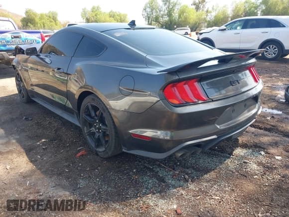 ✅ 2020 Ford Mustang GT Premium • VIN: 1FA6P8CF1L5182597 • Lot: 43175435. Listed on IAAI with 62,035 mi. Free auction sales archive from the USA and detailed vehicle history report at DreamBid. Image 3.