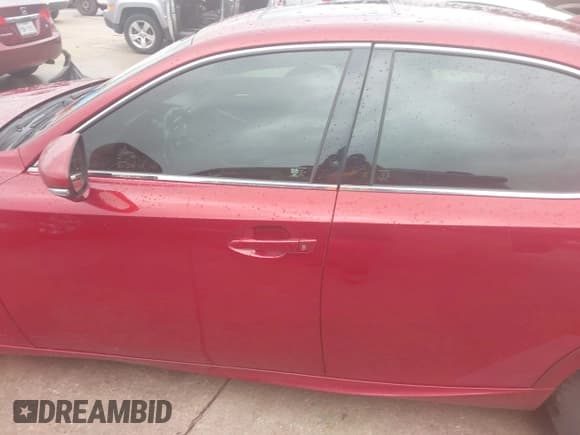 ✅ 2014 Lexus IS 250 • VIN: JTHBF1D27E5012244 • Lot: 42490296. Listed on IAAI with 251,756 mi. Free auction sales archive from the USA and detailed vehicle history report at DreamBid. Image 14.