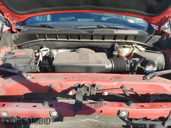 ✅ 2019 Chevrolet Silverado 1500 LT Trail Boss • VIN: 3GCPYFEDXKG185047 • Lot: 75990804. Wystawiony na Copart z przebiegiem 70 440 mil. Bezpłatny archiwum sprzedaży aukcyjnych z USA i szczegółowy raport historii pojazdu na DreamBid. Zdjęcie 11.