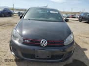 ✅ 2013 Volkswagen Golf GTI Wolfsburg Edition • VIN: WVWHV7AJXDW128608 • Lot: 51327895. Wystawiony na Copart z przebiegiem 137 962 mil. Bezpłatny archiwum sprzedaży aukcyjnych z USA i szczegółowy raport historii pojazdu na DreamBid. Zdjęcie 5.