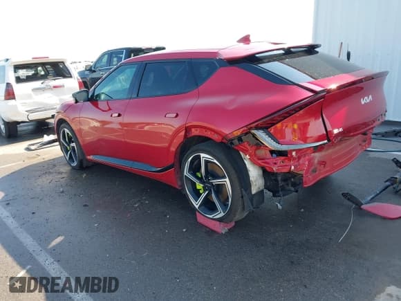 ✅ 2024 Kia EV6 GT • VIN: KNDC5DLE1R5206246 • Lot: 42736882. Listed on IAAI with 13,992 mi. Free auction sales archive from the USA and detailed vehicle history report at DreamBid. Image 3.