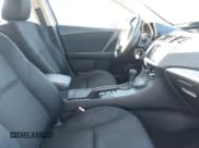 ✅ 2012 Mazda 3 i Sport • VIN: JM1BL1UFXC1533234 • Lot: 43624076. Wystawiony na IAAI z przebiegiem 230 464 mil. Bezpłatny archiwum sprzedaży aukcyjnych z USA i szczegółowy raport historii pojazdu na DreamBid. Zdjęcie 5.