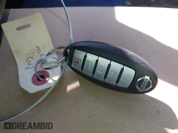 ✅ 2018 Nissan Pathfinder S • VIN: 5N1DR2MN3JC663762 • Lot: 43620686. Listed on IAAI with 124,713 mi. Free auction sales archive from the USA and detailed vehicle history report at DreamBid. Image 11.