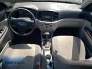 ✅ 2009 Hyundai Accent Auto GLS • VIN: KMHCN46C89U326153 • Лот: 61790264. Опубликован ранее на Copart с пробегом 164 076 миль. Бесплатный доступ к архиву аукционных продаж из США и подробный отчёт об истории автомобиля на DreamBid. Изображение 8.
