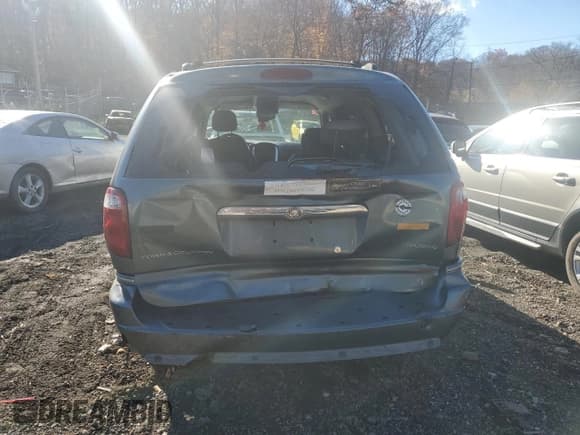 ✅ 2005 Chrysler Town & Country Touring • VIN: 2C8GP54L55R209578 • Лот: 92876895. Опубликован ранее на Copart с пробегом 169 139 миль. Бесплатный доступ к архиву аукционных продаж из США и подробный отчёт об истории автомобиля на DreamBid. Изображение 6.