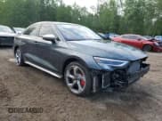 ✅ 2023 Audi S3 Premium • VIN: WAUG3CGY6PA102472 • Lot: 63272125. Wystawiony na Copart z przebiegiem 39 428 mil. Bezpłatny archiwum sprzedaży aukcyjnych z USA i szczegółowy raport historii pojazdu na DreamBid. Zdjęcie 4.