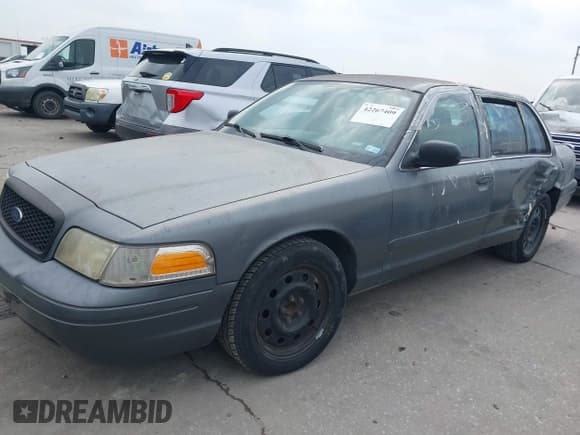 ✅ 2008 Ford Police Interceptor • VIN: 2FAHP71V28X172440 • Lot: 42267409. Listed on IAAI with 124,982 mi. Free auction sales archive from the USA and detailed vehicle history report at DreamBid. Image 2.
