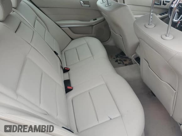 ✅ 2016 Mercedes-Benz E 350 Luxury • VIN: WDDHF8JB8GB194961 • Лот: 90229975. Опубликован ранее на Copart с пробегом Не указан. Бесплатный доступ к архиву аукционных продаж из США и подробный отчёт об истории автомобиля на DreamBid. Изображение 10.