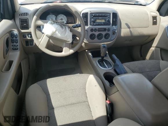 ✅ 2005 Ford Escape XLT • VIN: 1FMYU93145DA04306 • Lot: 56209425. Listed on Copart with 124,956 mi. Free auction sales archive from the USA and detailed vehicle history report at DreamBid. Image 8.