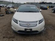 ✅ 2012 Chevrolet Volt • VIN: 1G1RD6E4XCU113003 • Lot: 86175365. Wystawiony na Copart z przebiegiem 91 458 mil. Bezpłatny archiwum sprzedaży aukcyjnych z USA i szczegółowy raport historii pojazdu na DreamBid. Zdjęcie 5.