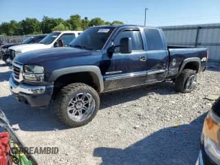 ✅ 2005 GMC Sierra 2500HD SLT • VIN: 1GTHK29U75E157694 • Лот: 69043135. Опубликован ранее на Copart с пробегом 255 488 миль. Бесплатный доступ к архиву аукционных продаж из США и подробный отчёт об истории автомобиля на DreamBid. Изображение 1.