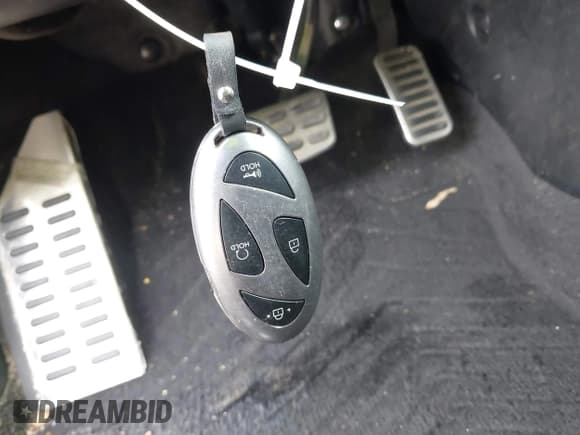 ✅ 2025 Hyundai Elantra SEL Sport • VIN: KMHLM4DG9SU995045 • Lot: 43324721. Listed on IAAI with 17,935 mi. Free auction sales archive from the USA and detailed vehicle history report at DreamBid. Image 11.