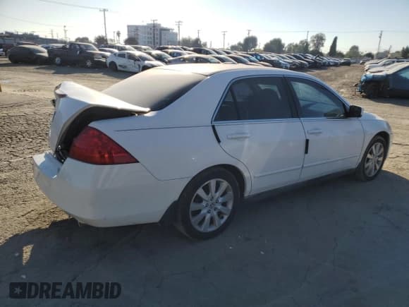 ✅ 2007 Honda Accord LX SE • VIN: 1HGCM664X7A018722 • Lot: 82783895. Listed on Copart with 203,209 mi. Free auction sales archive from the USA and detailed vehicle history report at DreamBid. Image 3.