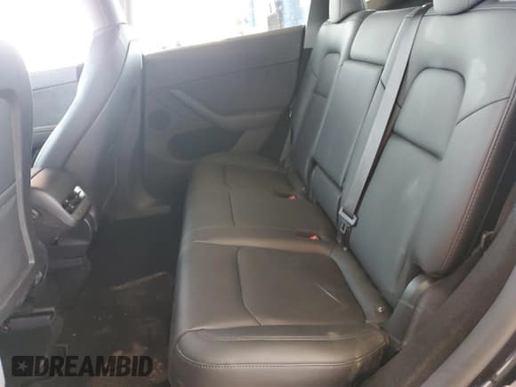 ✅ 2024 Tesla Model Y Long Range • VIN: 7SAYGDEE8RA226005 • Lot: 93294135. Listed on Copart with 15,121 mi. Free auction sales archive from the USA and detailed vehicle history report at DreamBid. Image 10.