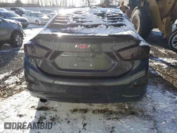 ✅ 2018 Chevrolet Cruze LT • VIN: 1G1BE5SM0J7205956 • Lot: 70903852. Listed on Copart with Not provided. Free auction sales archive from the USA and detailed vehicle history report at DreamBid. Image 6.