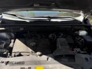 ✅ 2019 Toyota Highlander LE • VIN: 5TDZZRFH8KS339569 • Лот: 93979965. Опубликован ранее на Copart с пробегом 108 222 миль. Бесплатный доступ к архиву аукционных продаж из США и подробный отчёт об истории автомобиля на DreamBid. Изображение 7.