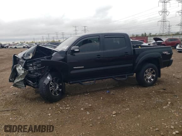 ✅ 2013 Toyota Tacoma • VIN: 3TMLU4EN6DM106629 • Lot: 82451555. Wystawiony na Copart z przebiegiem 130 631 mil. Bezpłatny archiwum sprzedaży aukcyjnych z USA i szczegółowy raport historii pojazdu na DreamBid. Zdjęcie 1.