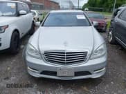 ✅ 2012 Mercedes-Benz S 550 • VIN: WDDNG7DB6CA436023 • Lot: 42352067. Wystawiony na IAAI z przebiegiem 138 292 mil. Bezpłatny archiwum sprzedaży aukcyjnych z USA i szczegółowy raport historii pojazdu na DreamBid. Zdjęcie 6.