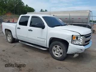 2008 Chevrolet Silverado 1500 1LT z VIN 3GCEC13J38G229710, wystawiony jako IAAI lot #42962270 z przebiegiem 232 157 mil mil oraz . Historia ofert i sprzedaży dostępna na DreamBid. Obrazek 1.
