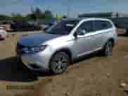 2016 Mitsubishi Outlander SE с VIN JA4AZ3A34GZ045964, выставлен на аукционе Copart как лот 81072095 с пробегом 73 464 миль миль и Списание • Salvage title. История ставок и продаж доступна на DreamBid. Изображение 1.