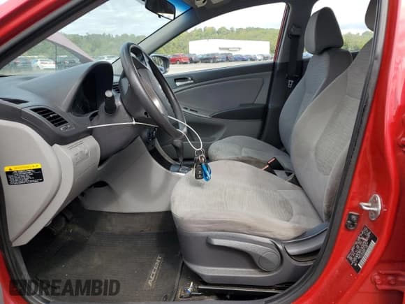 ✅ 2016 Hyundai Accent SE • VIN: KMHCT4AE8GU079258 • Лот: 71379654. Опубликован ранее на Copart с пробегом 119 696 миль. Бесплатный доступ к архиву аукционных продаж из США и подробный отчёт об истории автомобиля на DreamBid. Изображение 7.