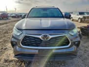 ✅ 2021 Toyota Highlander XLE • VIN: 5TDHZRAH3MS527339 • Lot: 94087095. Listed on Copart with 128,117 mi. Free auction sales archive from the USA and detailed vehicle history report at DreamBid. Image 5.