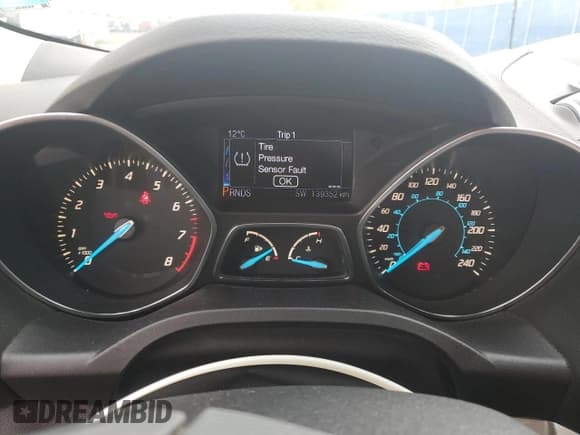 ✅ 2013 Ford Escape SEL • VIN: 1FMCU9H92DUB72968 • Lot: 87376805. Listed on Copart with 139,352 mi. Free auction sales archive from the USA and detailed vehicle history report at DreamBid. Image 9.