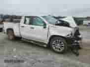 2022 Chevrolet Silverado 1500 Work Truck z VIN 1GCRDAED6NZ508070, wystawiony jako Copart lot #68342795 z przebiegiem Nie podano mil oraz Szkoda całkowita • Salvage title. Historia ofert i sprzedaży dostępna na DreamBid. Obrazek 4.