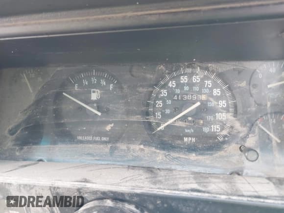 ✅ 1994 Jeep Cherokee • VIN: 1J4FB27S2RL240597 • Lot: 41471551. Listed on IAAI with 413,893 mi. Free auction sales archive from the USA and detailed vehicle history report at DreamBid. Image 7.