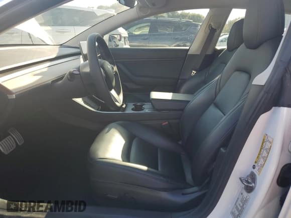 ✅ 2020 Tesla Model 3 Performance • VIN: 5YJ3E1EC6LF742612 • Lot: 84542145. Wystawiony na Copart z przebiegiem 46 372 mil. Bezpłatny archiwum sprzedaży aukcyjnych z USA i szczegółowy raport historii pojazdu na DreamBid. Zdjęcie 7.