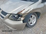 ✅ 2003 Dodge Caravan EX • VIN: 2D4GP74L03R104251 • Lot: 42747705. Listed on IAAI with 323,929 mi. Free auction sales archive from the USA and detailed vehicle history report at DreamBid. Image 12.