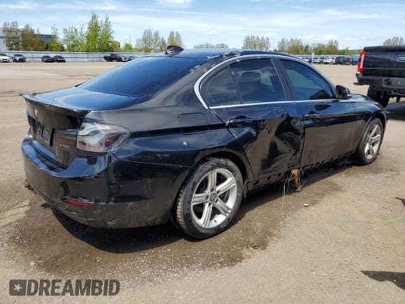 ✅ 2015 BMW 3 Series 328i xDrive • VIN: WBA3B5G52FNS14695 • Lot: 57450595. Wystawiony na Copart z przebiegiem 109 574 mil. Bezpłatny archiwum sprzedaży aukcyjnych z USA i szczegółowy raport historii pojazdu na DreamBid. Zdjęcie 3.