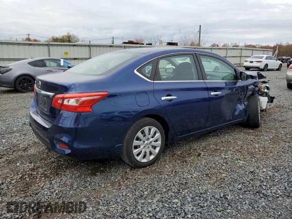 ✅ 2017 Nissan Sentra S • VIN: 3N1AB7AP6HY268865 • Lot: 85960015. Wystawiony na Copart z przebiegiem 11 794 mil. Bezpłatny archiwum sprzedaży aukcyjnych z USA i szczegółowy raport historii pojazdu na DreamBid. Zdjęcie 3.