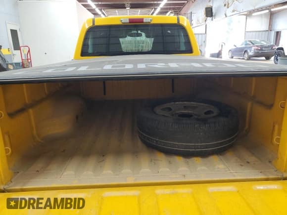 ✅ 2005 Chevrolet Colorado ZQ8 • VIN: 1GCCS146958140455 • Лот: 74282934. Опубликован ранее на Copart с пробегом Не указан. Бесплатный доступ к архиву аукционных продаж из США и подробный отчёт об истории автомобиля на DreamBid. Изображение 10.