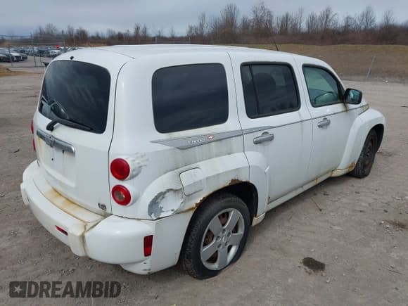 ✅ 2007 Chevrolet HHR LS • VIN: 3GNDA13D07S607125 • Lot: 41902602. Listed on IAAI with Not provided. Free auction sales archive from the USA and detailed vehicle history report at DreamBid. Image 4.
