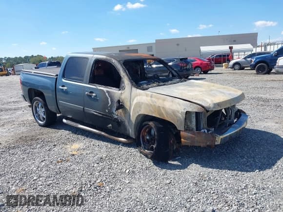 ✅ 2008 Chevrolet Silverado 1500 LS • VIN: 3GCEC13C28G177049 • Лот: 43429683. Опубликован ранее на IAAI с пробегом Не указан. Бесплатный доступ к архиву аукционных продаж из США и подробный отчёт об истории автомобиля на DreamBid. Изображение 1.