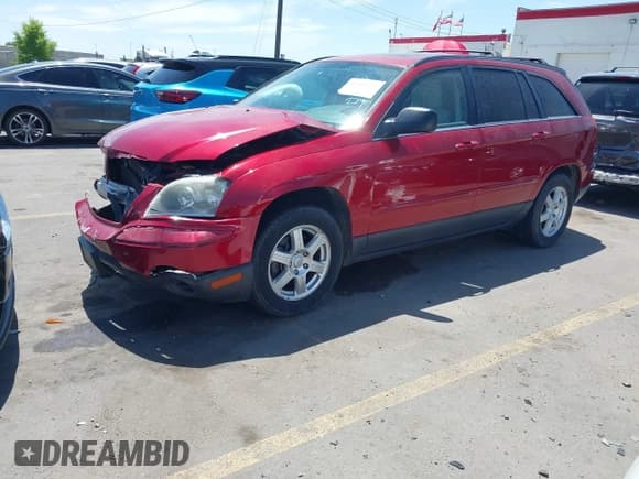 ✅ 2006 Chrysler Pacifica Touring • VIN: 2A4GF68426R842208 • Лот: 42403929. Опубликован ранее на IAAI с пробегом 231 756 миль. Бесплатный доступ к архиву аукционных продаж из США и подробный отчёт об истории автомобиля на DreamBid. Изображение 18.