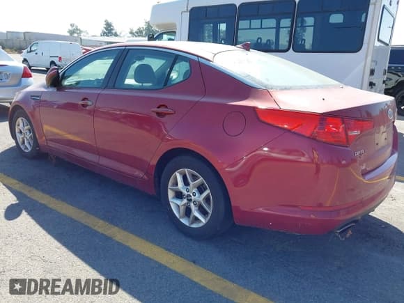 ✅ 2011 Kia Optima LX • VIN: KNAGM4A79B5072405 • Lot: 43326277. Listed on IAAI with 172,649 mi. Free auction sales archive from the USA and detailed vehicle history report at DreamBid. Image 3.