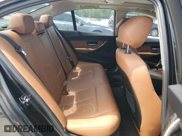 ✅ 2012 BMW 3 Series 328i • VIN: WBA3A5G53CNP17456 • Lot: 56968095. Listed on Copart with 166,754 mi. Free auction sales archive from the USA and detailed vehicle history report at DreamBid. Image 10.