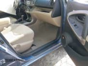 ✅ 2007 Toyota RAV4 Limited • VIN: JTMBD31V075081281 • Lot: 42474927. Wystawiony na IAAI z przebiegiem 190 714 mil. Bezpłatny archiwum sprzedaży aukcyjnych z USA i szczegółowy raport historii pojazdu na DreamBid. Zdjęcie 5.