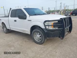 ✅ 2019 Ford F-150 XL • VIN: 1FTFX1E50KKD57430 • Lot: 43768330. Wystawiony na IAAI z przebiegiem 152 029 mil. Bezpłatny archiwum sprzedaży aukcyjnych z USA i szczegółowy raport historii pojazdu na DreamBid. Zdjęcie 1.